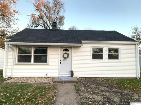 2118 Elm St, Fremont, NE 68025