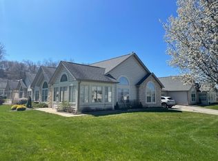 2113 Golf Course Dr, Washington, PA 15301