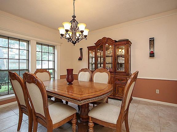 4th image of 18303 Cransley Dr