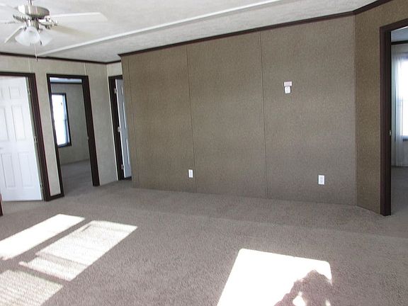 5th image of 6017 S Prestwick Pl