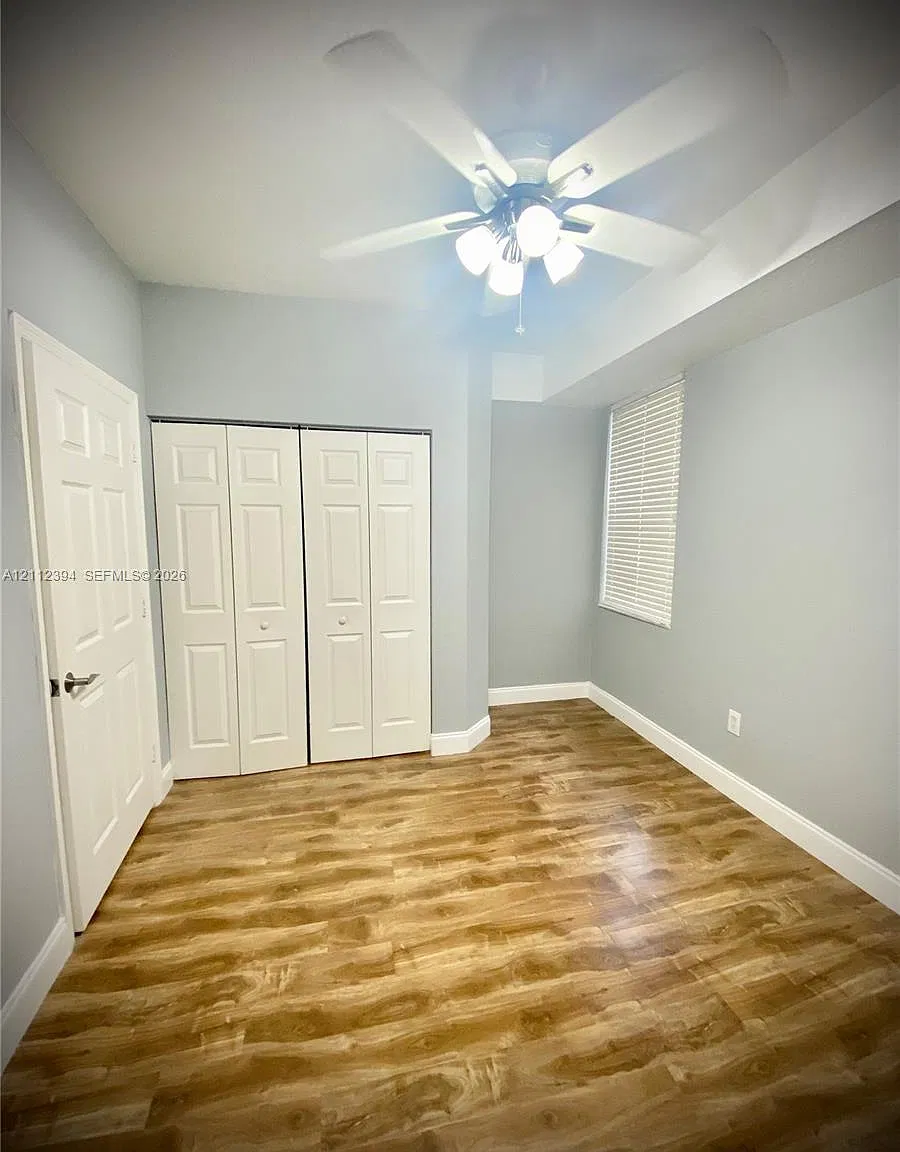 Villas De Tuscany Condo — Photo 3