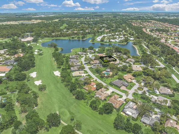128 Prestwick Circle, Vero Beach, FL 32967