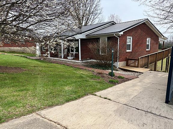 3rd image of 354 Brierly Ridge Rd