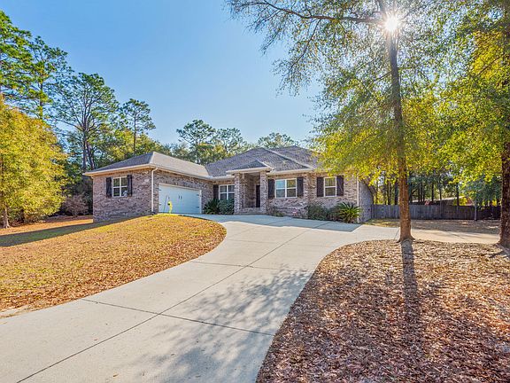 2nd image of 5777 Wildwood Rd