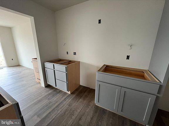 2nd image of 110 Lantern Ln Lot 84
