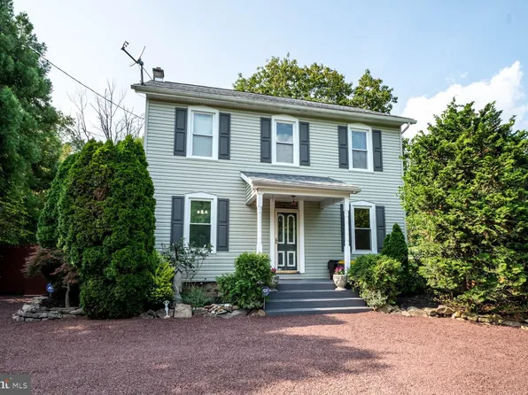 2973 Main Rd E, Emmaus, PA 18049