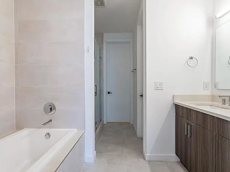 1463 La France St #11 — Photo 24
