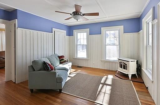 4th image of 168 Granite St