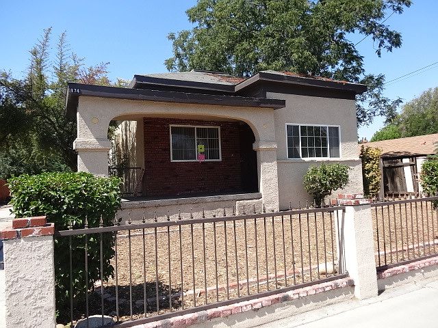 1st image of 174 S San Jacinto Ave