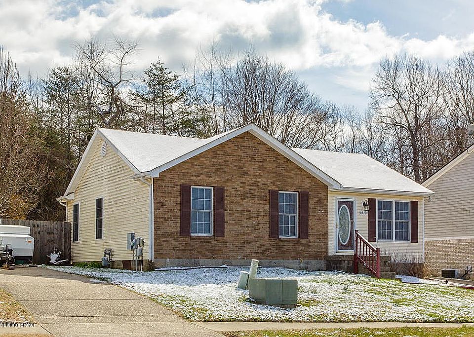 10201 Park Lake Dr-2