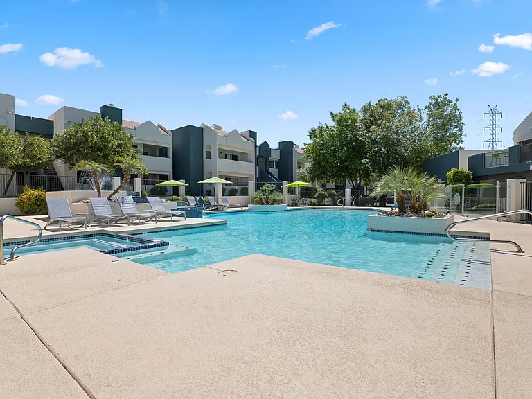 Jade Scottsdale — Photo 23