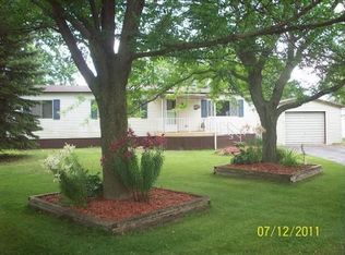 87 Cardinal Ct, Watertown, WI 53098