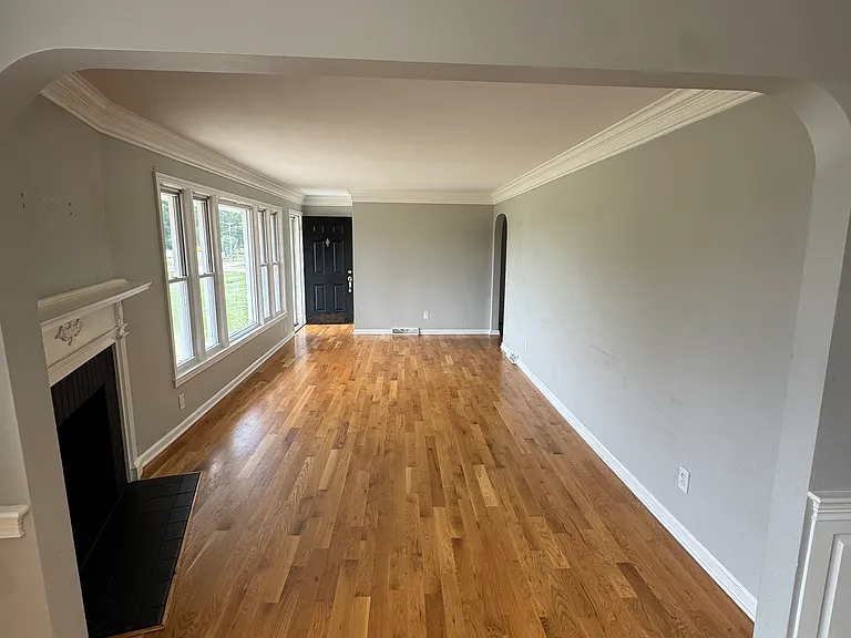 2040 Greensburg Rd — Photo 8