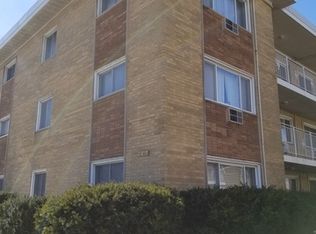 4544 River Rd APT A1, Schiller Park, IL 60176