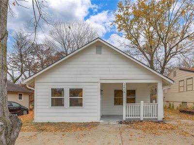 2434 S Sterling Ave, Independence, MO, 64052
