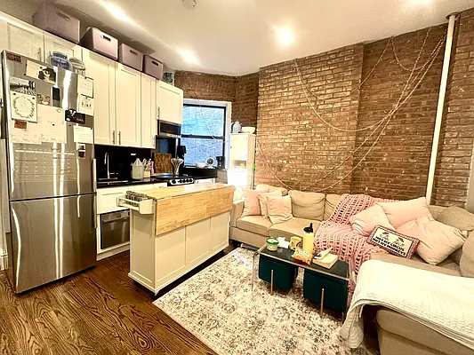 Rented by Douglas Elliman | media 1