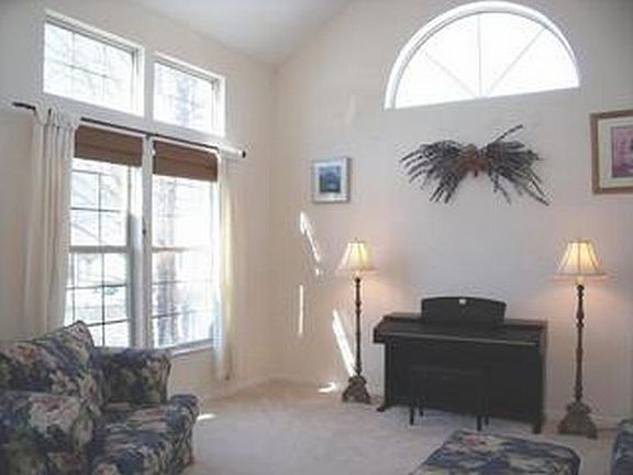 2nd image of 5598 Newland Ct