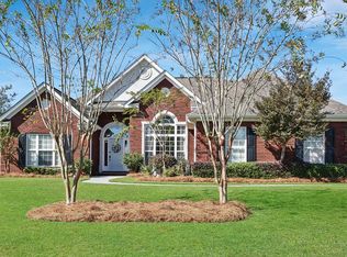 207 Lakeside Dr, Dothan, AL 36301