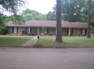 400 E 16th St, Hope, AR 71801