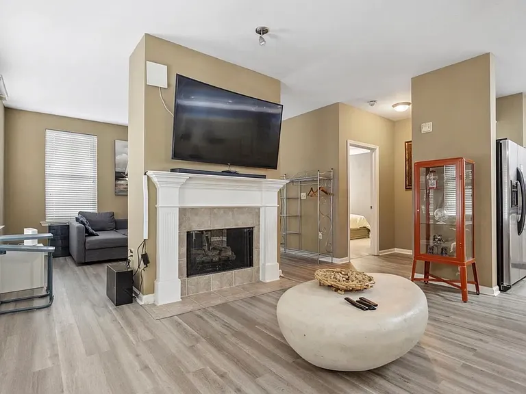 720 Litty Ct #103 — Photo 12