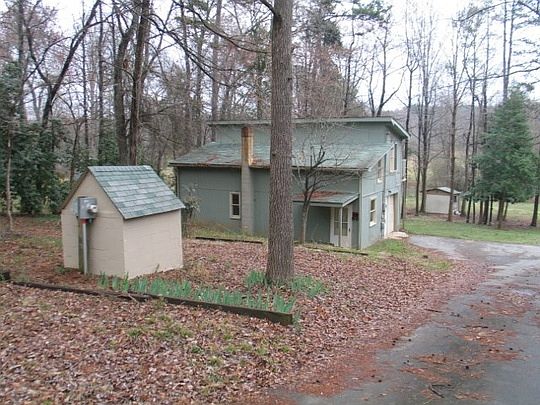 1st image of 142 Stockwood Ln