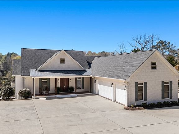 2nd image of 15104 Burnt Pines Rd