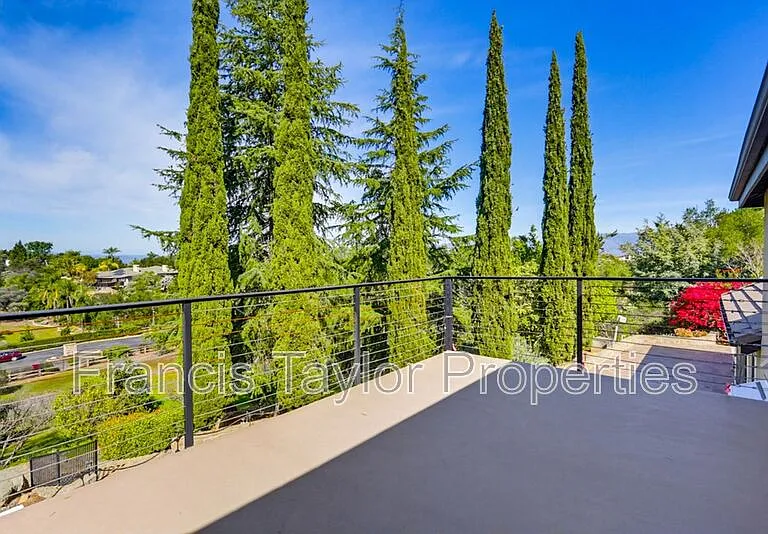29059 Meadow Glen Way W — Photo 41