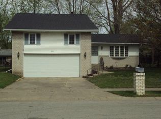 3551 Plover Dr, Decatur, IL 62526