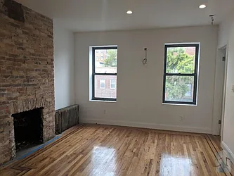 Rented by Skyline Group Real Estate