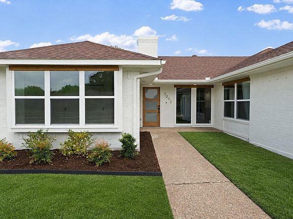 2nd image of 3002 University Dr