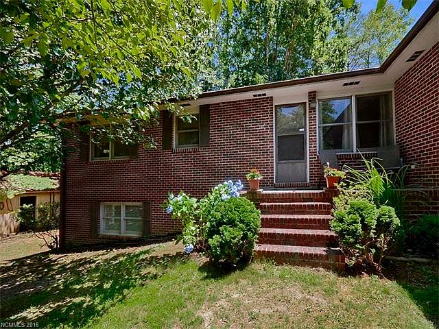 1st image of 107 Abbey Fields Ln