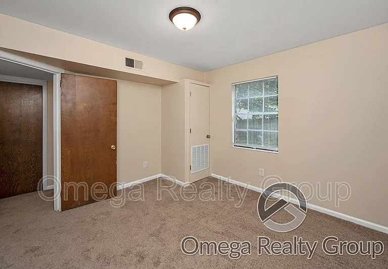 2020 High School Rd #A — Photo 18