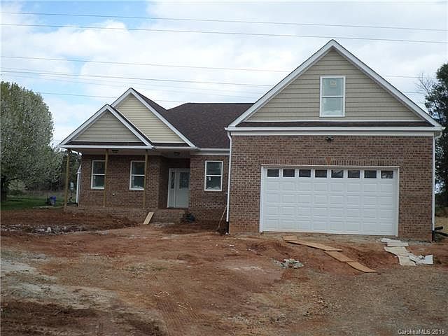 1st image of 135 Charleston Dr #4
