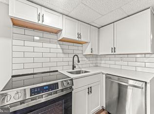 3106 N Calvert St APT 1, Baltimore, MD 21218