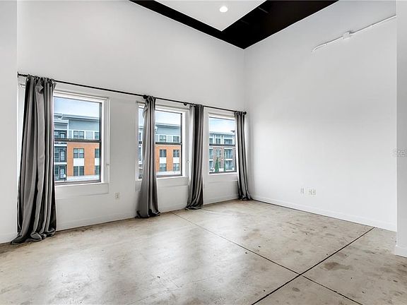 4th image of 62 W Colonial Dr APT 307