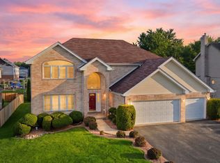 1249 W Parliament St, Crete, IL 60417