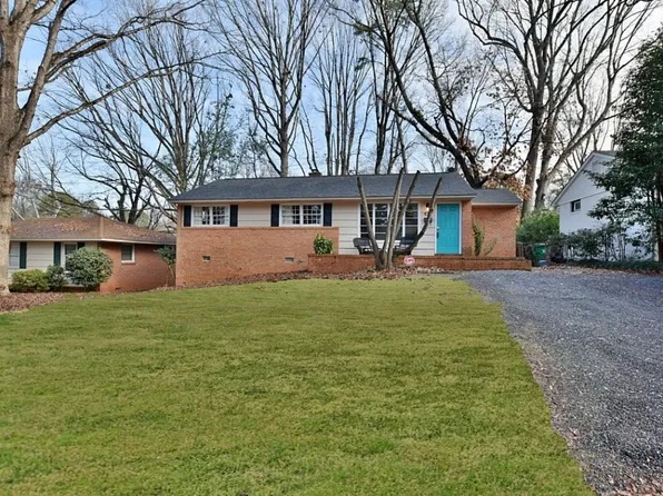5001 Baylor Dr, Charlotte, NC 28210