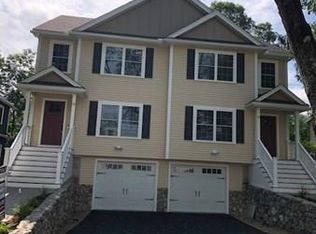 28 Argyle Rd #28, Arlington, MA 02476