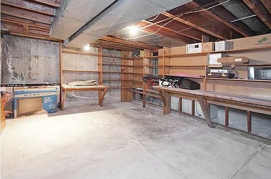 basement work room/storage