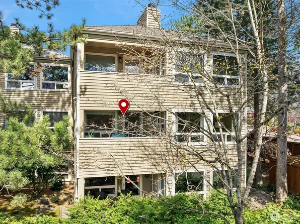 605 5th Street #B-201, Kirkland, WA 98033