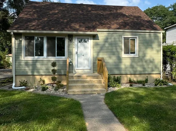 550 Tompkins St, Gary, IN 46406