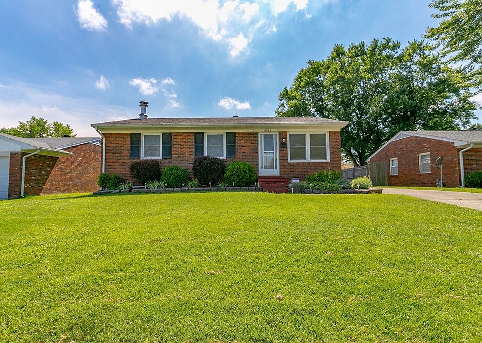1st image of 2904 Strawbridge Pl