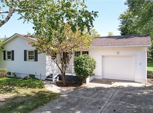 890 Weymouth Rd, Medina, OH 44256