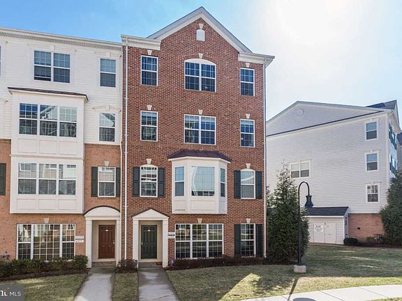 3rd image of 6181 Aster Haven Cir