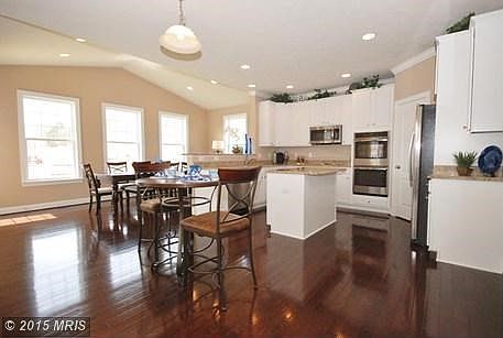 Shown w/ morning room