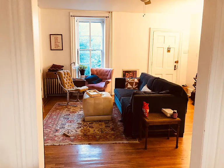 270 W Washington Ln #1 — Photo 3
