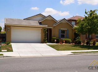 5511 Sentori Ct, Bakersfield, CA 93306