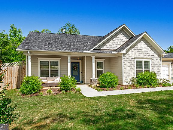 3rd image of 237 N Point Cir