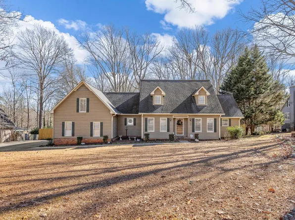 103 Lakewinds Ct, Inman, SC 29349