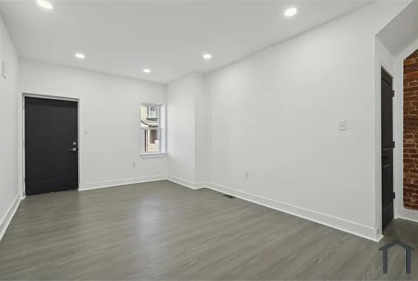 1234 W Venango St #B — Photo 4